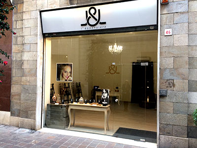 L&L Luxury Company LTD | Profumi di lusso e profumi di nicchia italiani. Le migliori fragranze italiane. | negozio punto vendita immagine